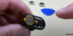 Thay pin tai nghe Sony WF-1000XM3