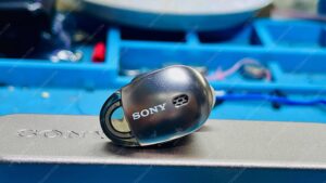 Thay pin tai nghe Sony WF-1000X