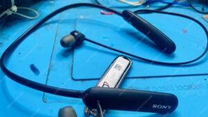 Thay pin tai nghe sony WI-SP510