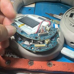 fix lỗi tai nghe WH1000xm4 không nhận sạc