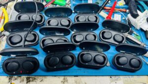 Thay pin tai nghe Sony WF-XB700