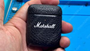 Thay pin tai nghe Marshall Minor 3