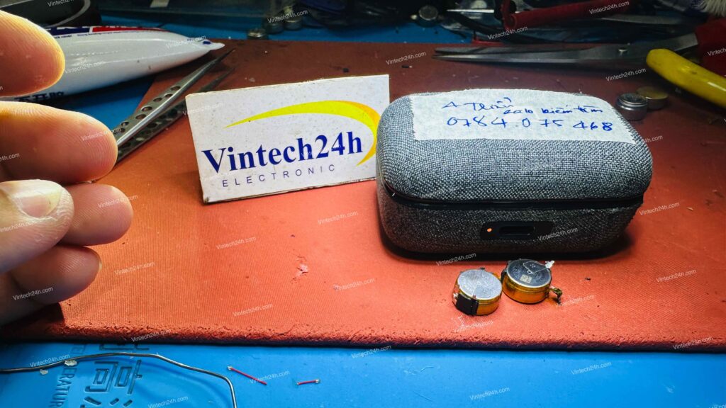 Thay pin tai nghe Sennheiser