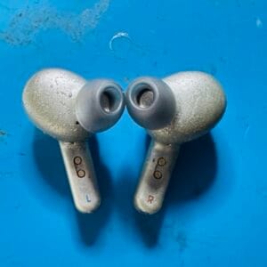 Sửa chữa thay pin tai nghe JBL Live Pro 2