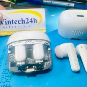 Sửa và thay pin tai nghe JBL Tune 230