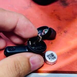 Sửa và thay pin tai nghe JBL Tune 230