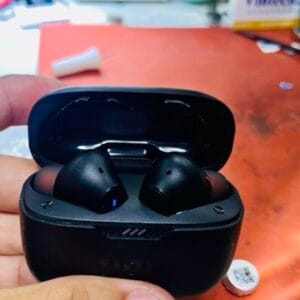 Sửa và thay pin tai nghe JBL Tune 230