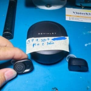 Sửa chữa và thay pin tai nghe Devialet Gemini