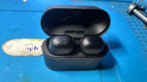 Chuyên thay pin sửa chữa lỗi cho dòng tai nghe WF1000xm6